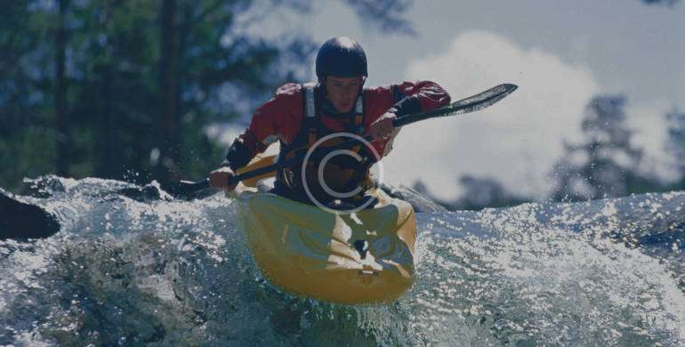 How to Choose Kayaking Equipment?